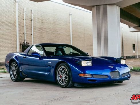 Used 2003 Chevrolet Corvette Z06 w/ Memory Package, 3 Drivers image 38