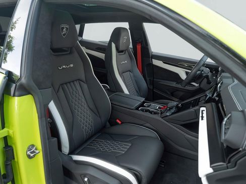 Used 2023 Lamborghini Urus S image 20