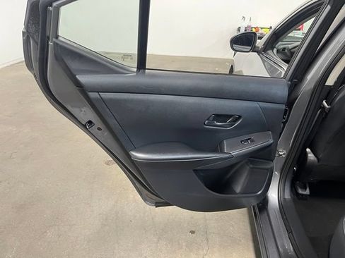 Used 2024 Nissan Sentra SV FWD image 20