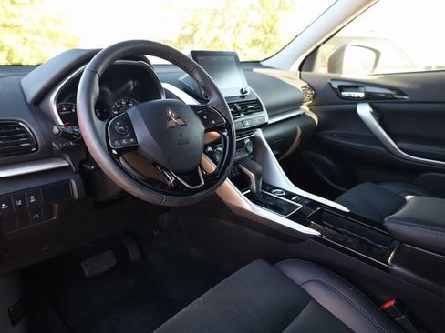 Used 2024 Mitsubishi Eclipse Cross SE image 10