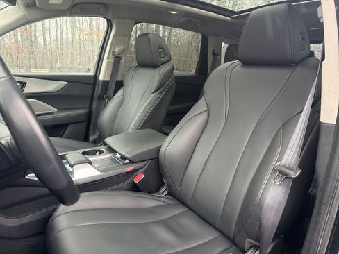 Used 2023 Acura MDX SH-AWD image 11