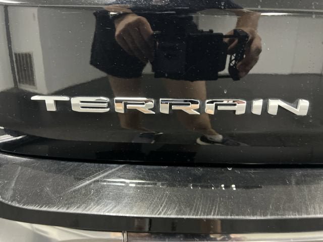 Certified 2024 GMC Terrain AT4 AWD/4WD image 31