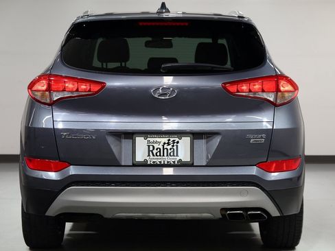 Used 2018 Hyundai Tucson Sport image 12