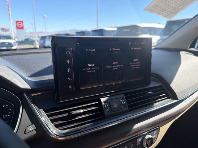 Used 2023 Audi Q5 2.0T Premium w/ Convenience Package AWD/4WD image 15