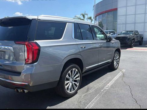 Used 2021 GMC Yukon Denali w/ Denali Premium Package image 2