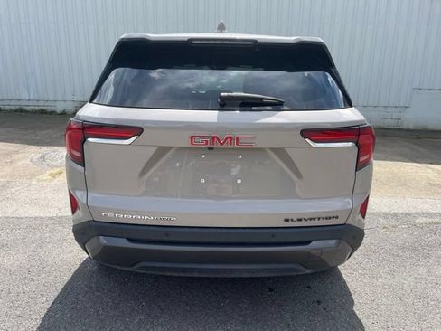 Used 2026 GMC Terrain Elevation AWD/4WD image 7