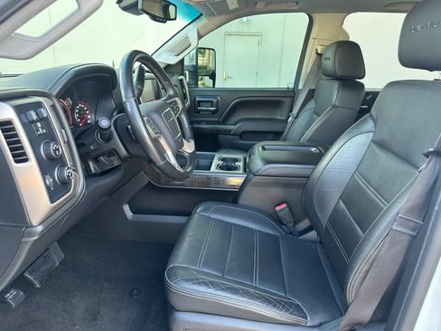 Used 2015 GMC Sierra 3500 Denali AWD/4WD image 19