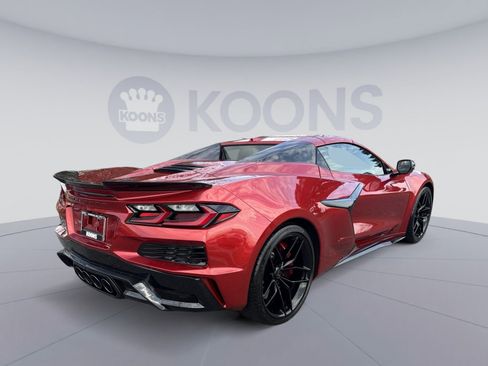 Used 2025 Chevrolet Corvette Z06 image 7
