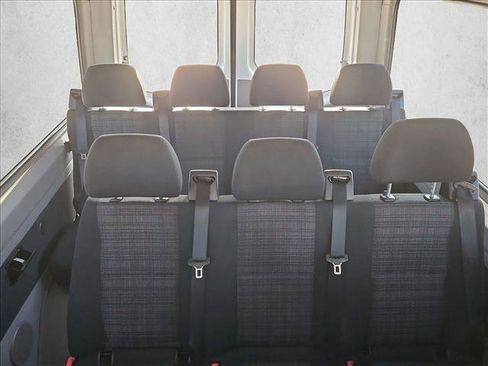 Used 2014 Mercedes-Benz Sprinter 2500 image 19