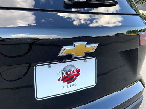 Used 2025 Chevrolet Equinox LT w/ Convenience Package II FWD image 31