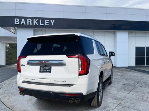 Certified 2023 GMC Yukon Denali w/ LPO, Floor Liner Package image 7