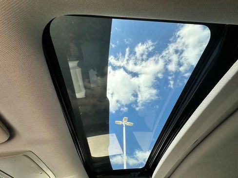 Used 2021 Honda CR-V EX image 10