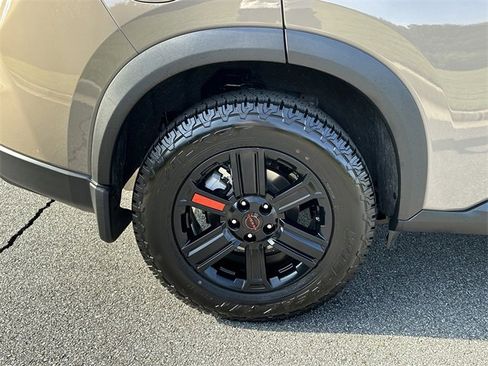 Certified 2025 Nissan Rogue SV w/ Rock Creek Premium Package image 16