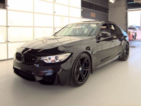 Used 2017 BMW M3 w/ Executive Package RWD image 5