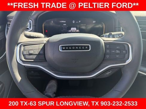 Used 2024 Jeep Wagoneer Series III image 19