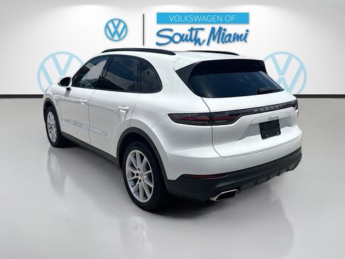 Used 2019 Porsche Cayenne AWD/4WD image 5