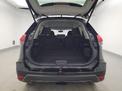 Used 2018 Nissan Rogue SV FWD image 29