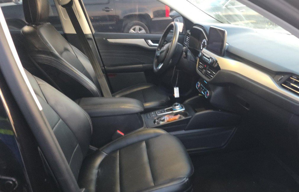 Used 2022 Ford Escape SEL FWD image 4