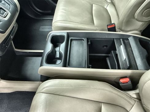 Used 2018 Honda Odyssey EX-L image 19