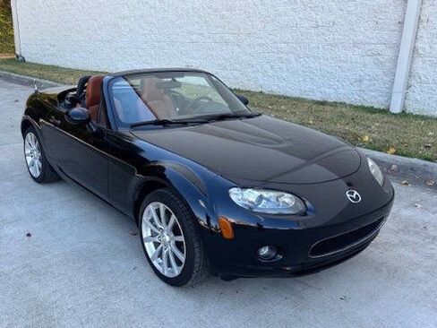 Used 2008 MAZDA MX-5 Miata Grand Touring w/ Premium Pkg image 21
