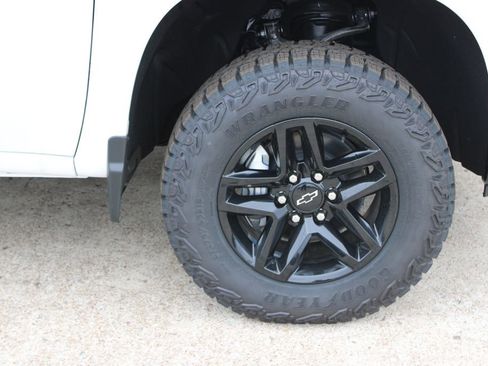 New 2025 Chevrolet Silverado 1500 Custom Trail Boss image 48