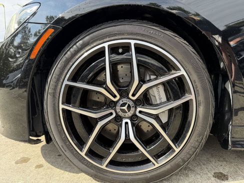 Used 2023 Mercedes-Benz E 450 Coupe image 4
