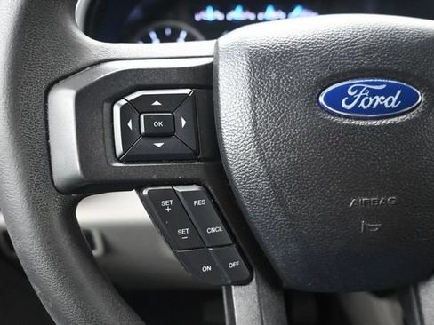 Used 2021 Ford F250 XLT w/ XLT Premium Package AWD/4WD image 24