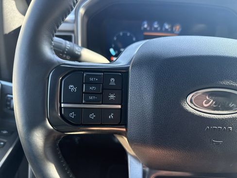 Used 2025 Ford F350 Platinum image 25