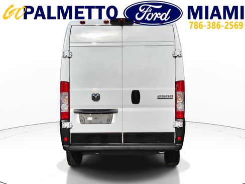 Used 2025 RAM ProMaster 2500 w/ Convenience Group FWD image 5