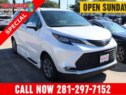 Used 2024 Toyota Sienna XLE