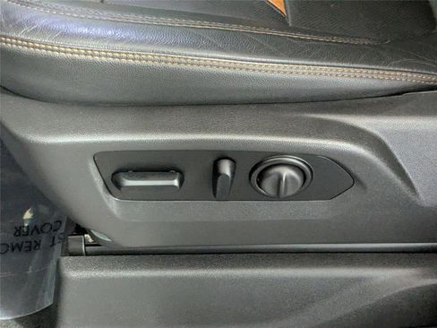 Used 2021 GMC Sierra 1500 AT4 w/ AT4 Preferred Package image 12