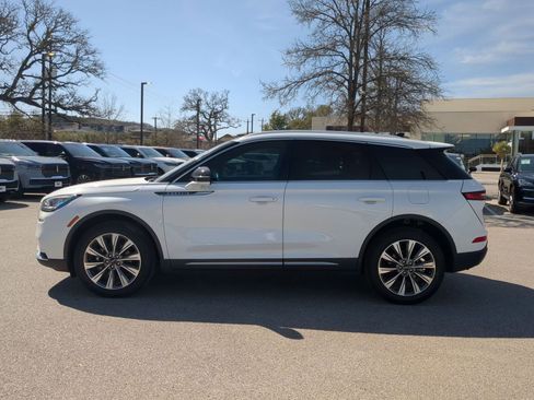 Used 2022 Lincoln Corsair Reserve w/ Luxury Package image 6