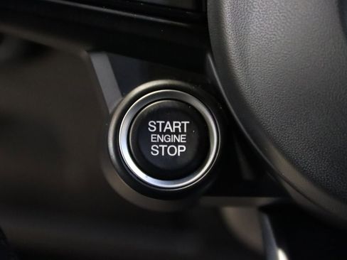 Used 2024 Alfa Romeo Stelvio Veloce image 16