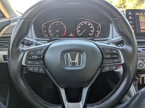 Used 2018 Honda Accord EX-L image 32