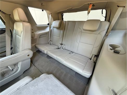 Used 2016 GMC Yukon Denali w/ Open Road Package AWD/4WD image 28