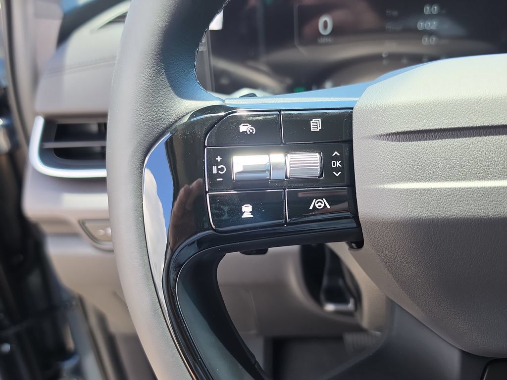 New 2027 Kia Carnival SX FWD image 32
