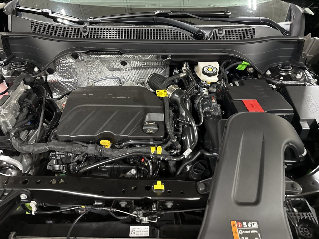 New 2026 Chevrolet Trax LT w/ LT Convenience Package FWD image 24