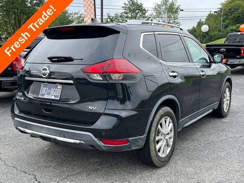 Used 2019 Nissan Rogue SV FWD image 11