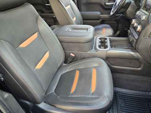 Used 2019 GMC Sierra 1500 AT4 w/ AT4 Premium Package image 16