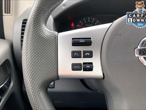 Used 2019 Nissan Frontier SV image 18
