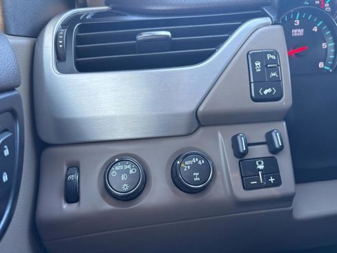 Used 2018 GMC Yukon SLT w/ Open Road Package image 22