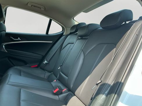 Used 2026 Genesis G70 2.5T RWD image 15