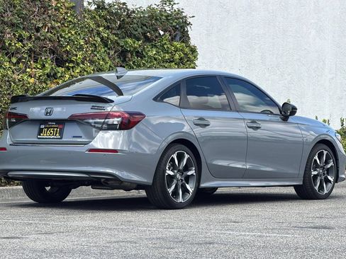 Used 2025 Honda Civic Sport Touring image 4