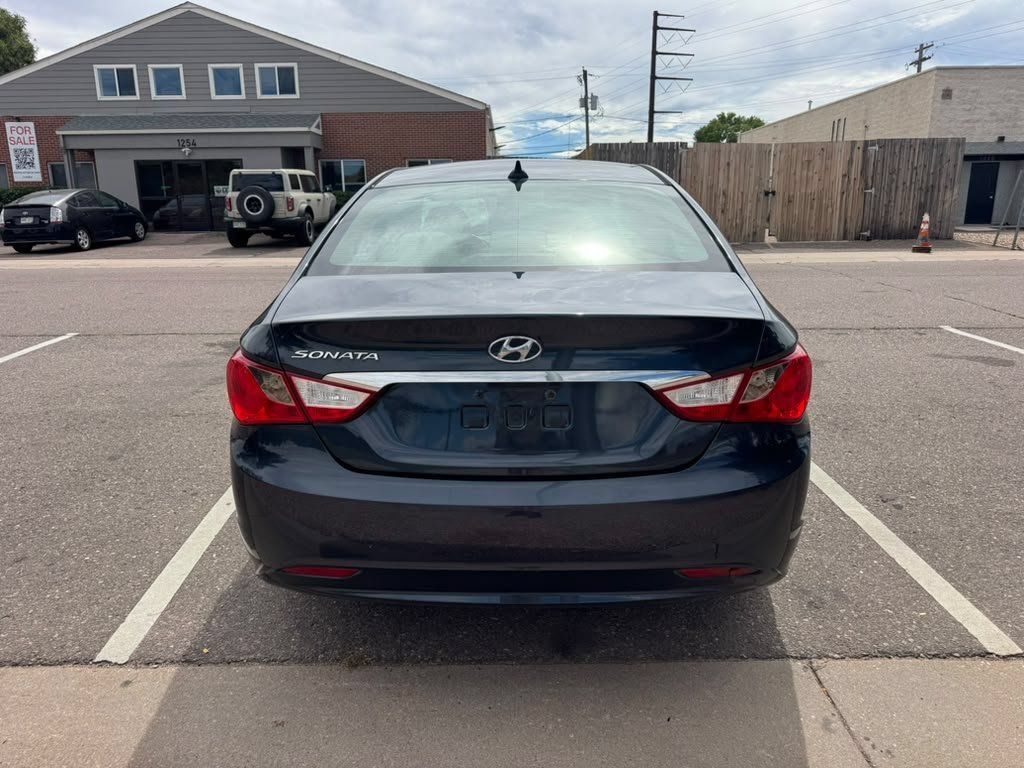 Used 2013 Hyundai Sonata GLS w/ Popular Equipment Pkg FWD image 8