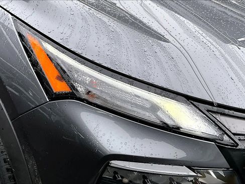 New 2026 Nissan Rogue SV FWD image 13