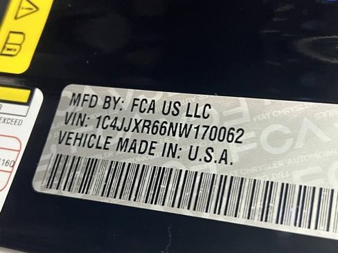 Certified 2022 Jeep Wrangler Unlimited Rubicon 4xe image 35