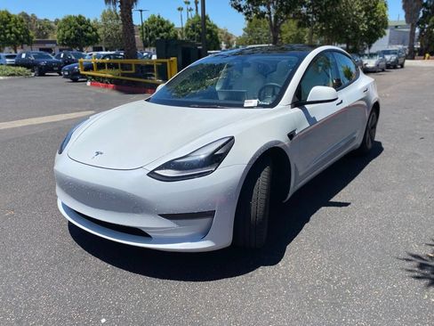 Used 2022 Tesla Model 3 Long Range AWD/4WD image 6