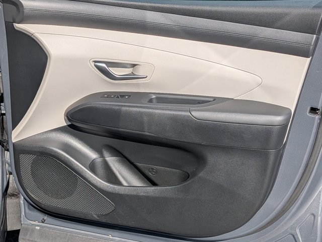 Used 2026 Hyundai Tucson SE FWD image 13