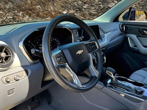 Used 2022 Chevrolet Blazer LT image 11