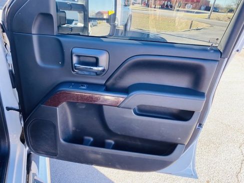 Used 2015 GMC Sierra 2500 SLE w/ SLE Preferred Package image 19